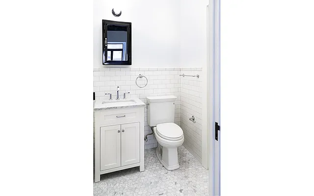 Rented by Douglas Elliman | media 35