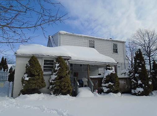 2nd image of 25-27 Elberon Ave