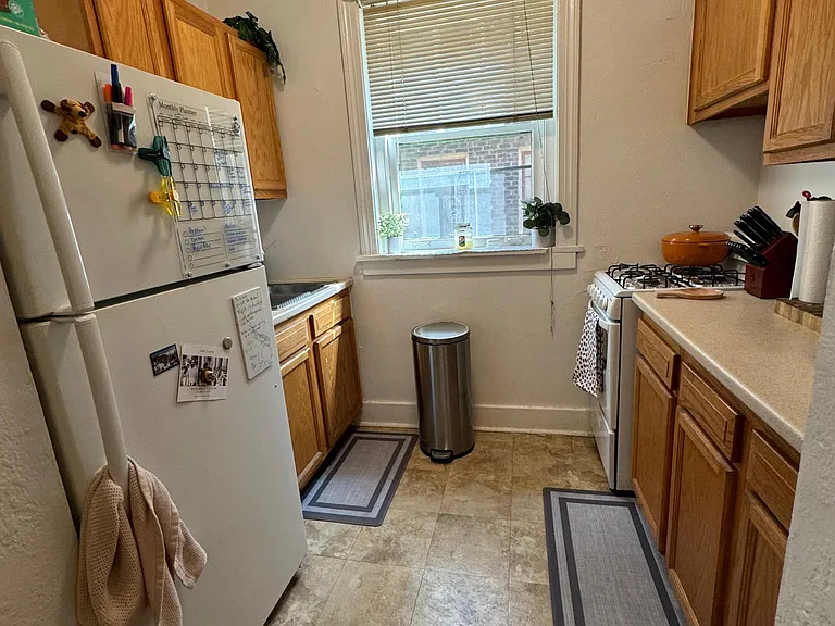 5615 Phillips Ave #F — Photo 4