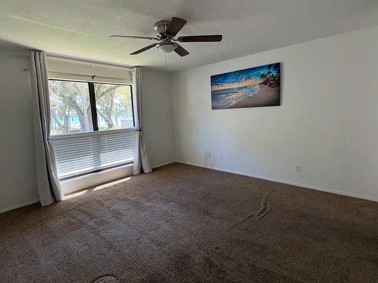 220 Hiawatha Ct E #220 — Photo 18