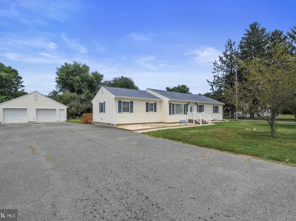 2272 Forrest Ave, Dover, DE 19904