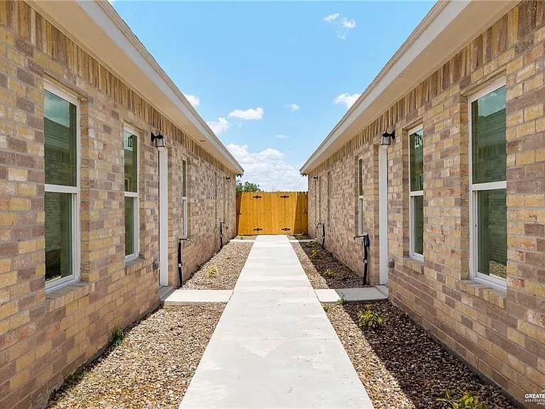 5004 N Hiawatha Dr #1 — Photo 10