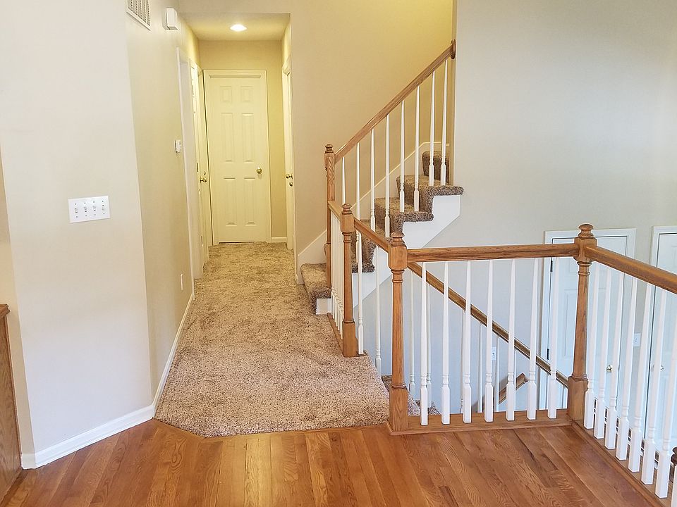 1st image of 1007 N 1st St E