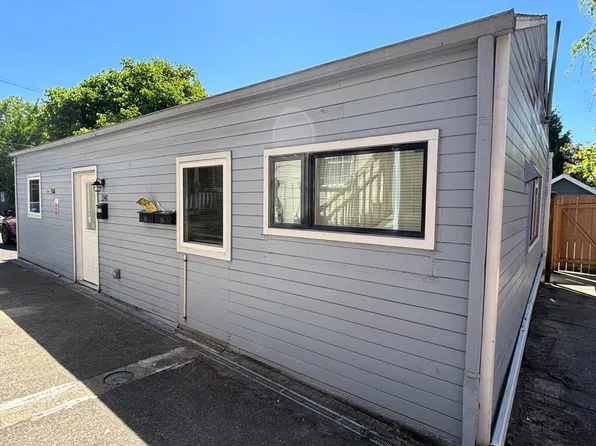 3348 SE Hawthorne Blvd #3348, Portland, OR 97214