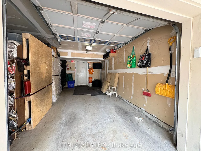588 Shoreline Dr #3 — Photo 40