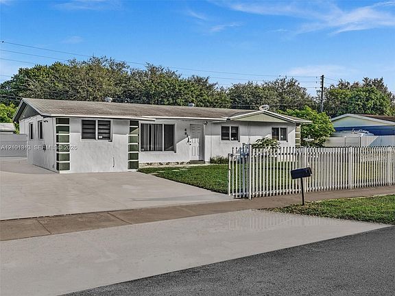 2nd image of 4811 NW 181st Ter