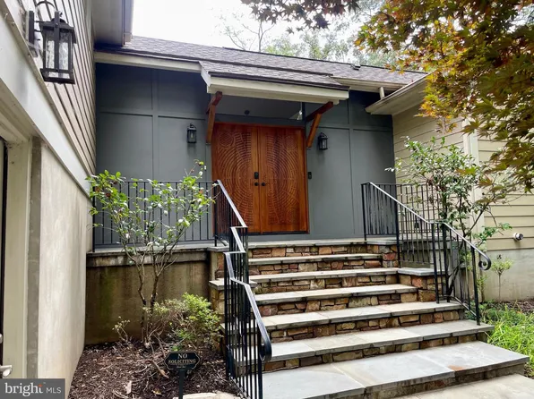 3725 Linda Ln, Annandale, VA 22003