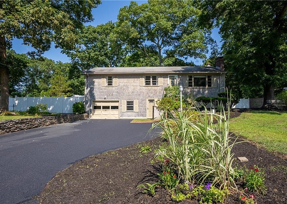 1st image of 67 Regent Dr