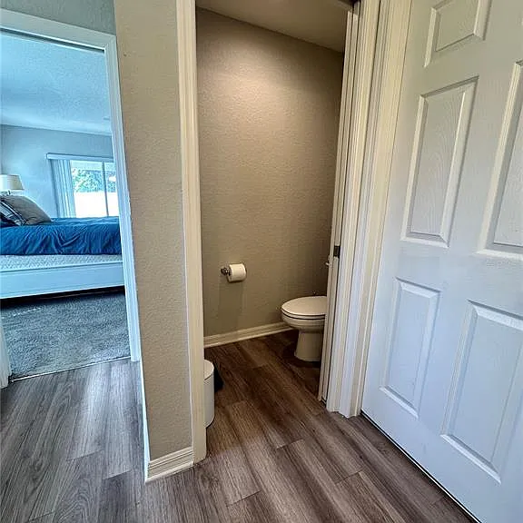 6911 Gideon Cir — Photo 21