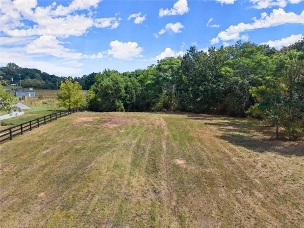 7245 Wits End Dr #2B, Gainesville, GA 30506