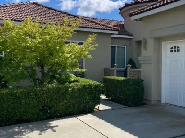 1858 N Filbert Ave, Clovis, CA 93619