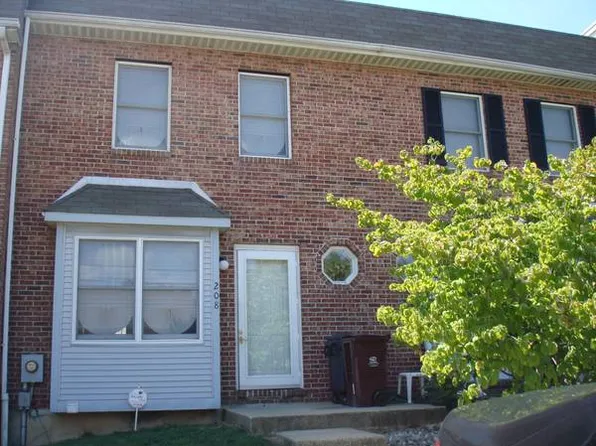 208 9th Ave, Wilmington, DE 19805