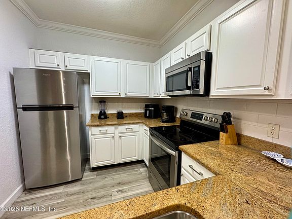 5th image of 1351 TUSCAN Terrace #8408