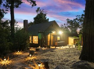 24251 Great View Dr, Crestline, CA 92325