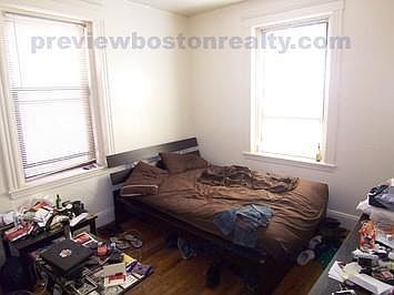 2nd image of 1444 Commonwealth Ave #216