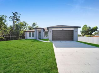 2913 14th St W, Lehigh Acres, FL 33971