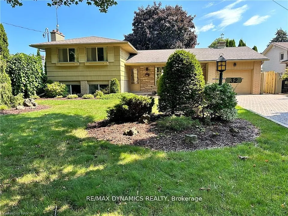 32 Mississauga Rd #LOWER