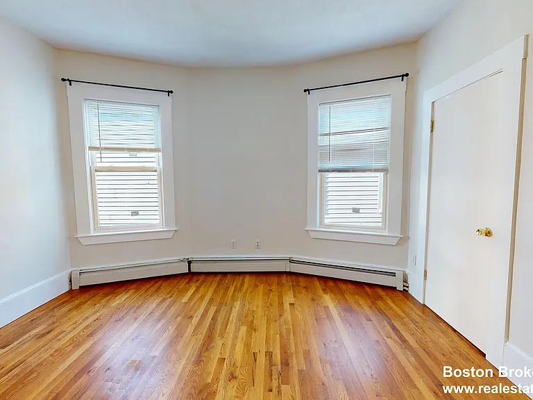 11 Elder St #3 — Photo 14