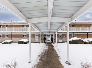 26955 Milford Rd #26, South Lyon, MI 48178