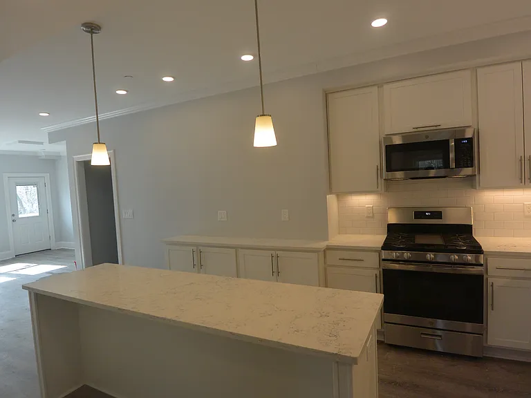 120 Kenrick St #6 — Photo 2