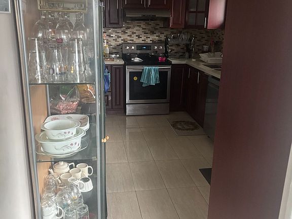 5th image of 7318 Shallford Rd