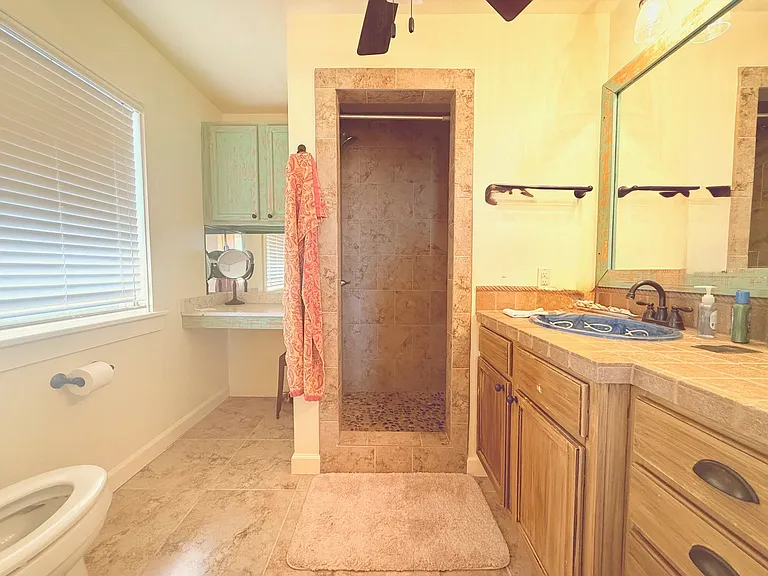 2310 Teal St — Photo 5
