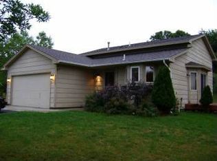 2677 Cornelia Trl, Woodbury, MN 55125