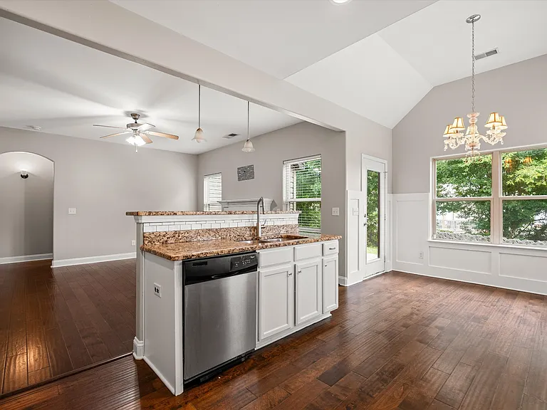 1102 Achiever Cir — Photo 17