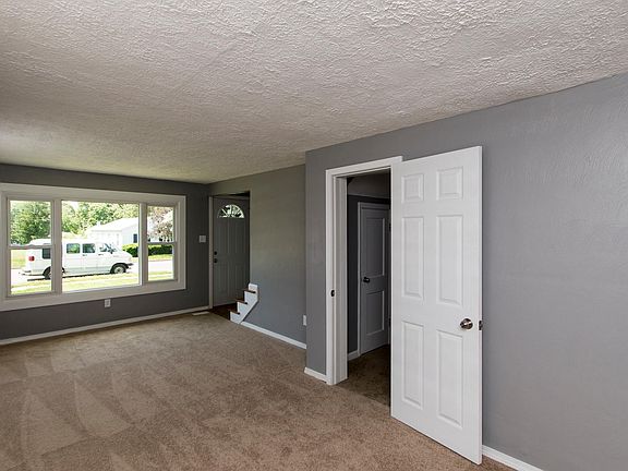 3rd image of 2716 Haig Ave