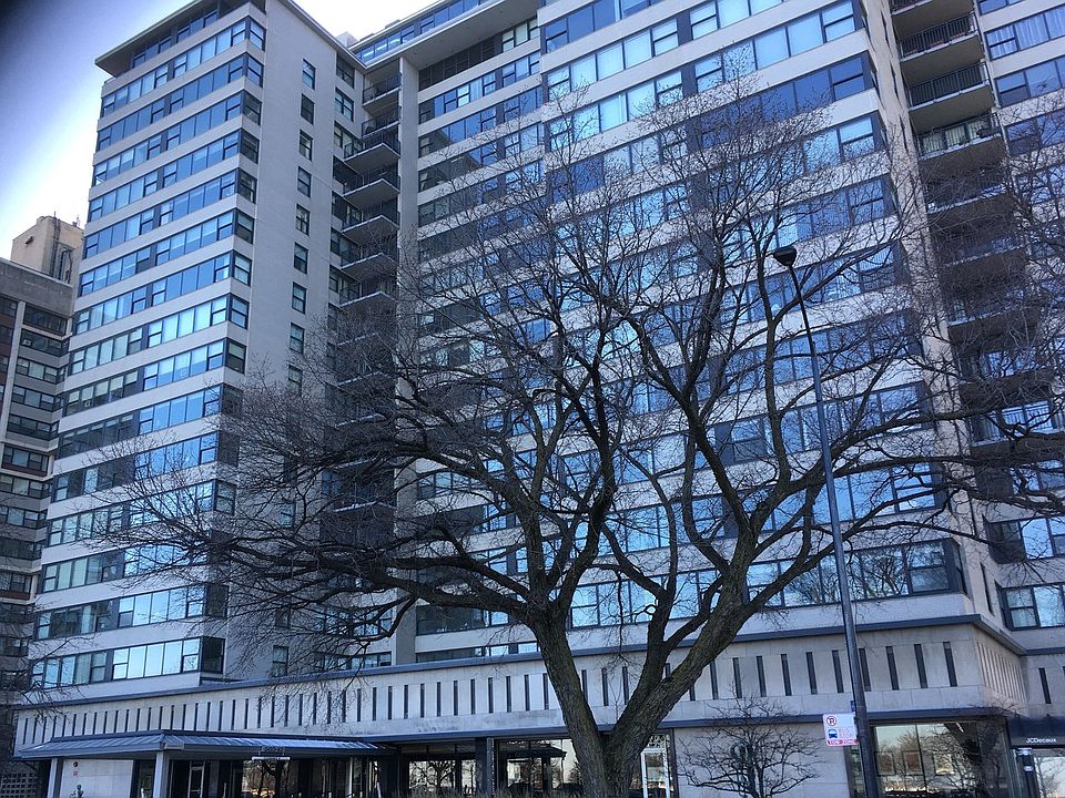 1st image of 3440 N Lake Shore Dr APT 4B