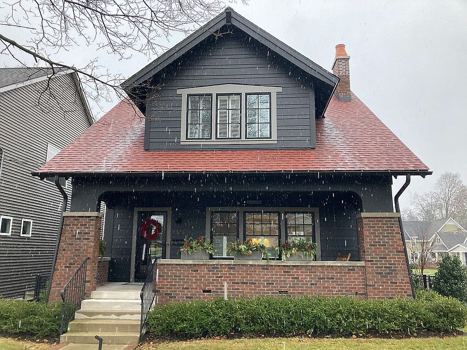 1st image of 2226 Lake Dr SE