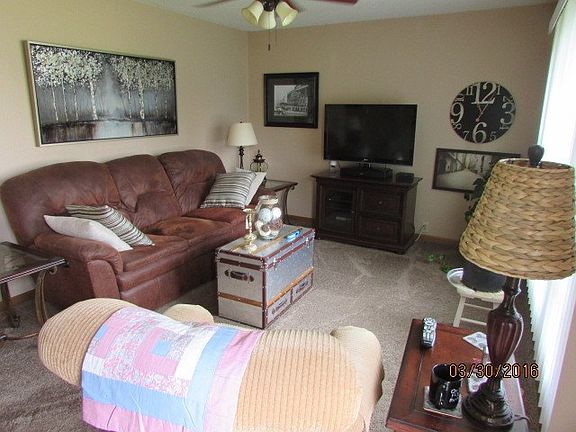 2nd image of 515 Gray Dr