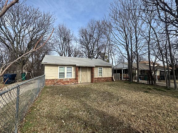 2nd image of 2517 SW 42nd St