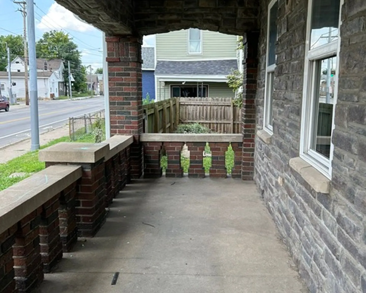 925 XENIA — Photo 4
