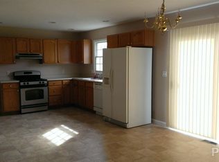 4214 W Carrousel Ln, Peoria, IL 61615