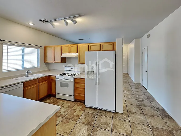6208 Morning Wing Dr — Photo 4