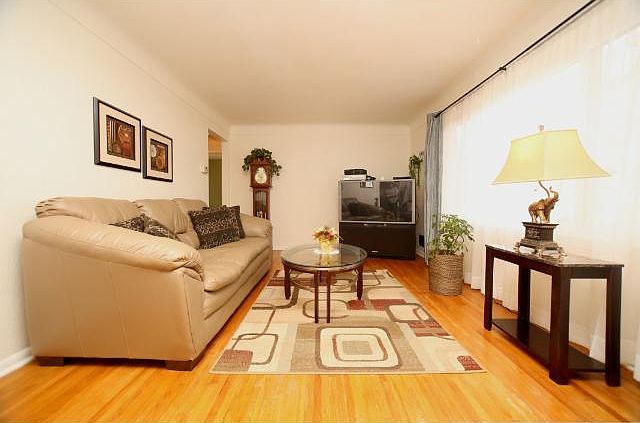 1st image of 1592 Sherwood Ave