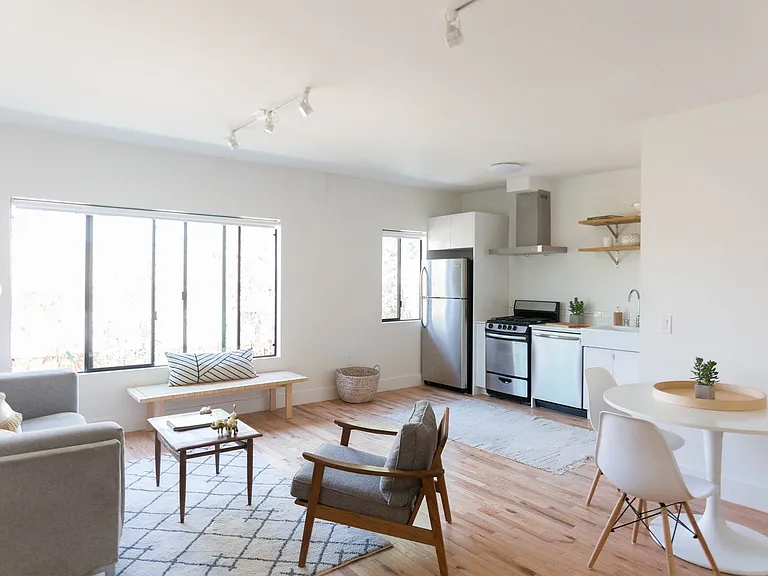 306 N Bonnie Brae St #7 — Photo 9