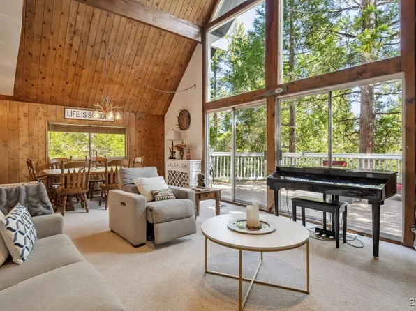 375 Grizzly Rd, Lake Arrowhead, CA 92352