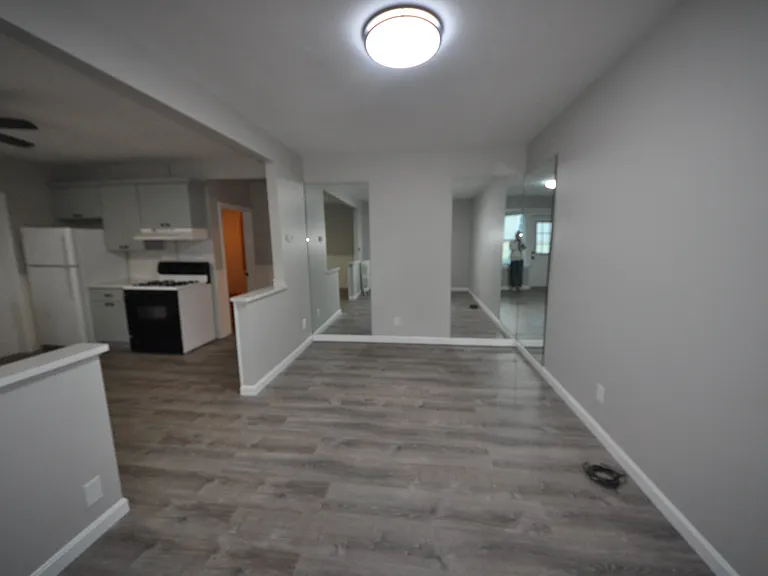 26 Johnson St #B — Photo 4