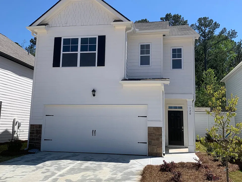 130 Woodhouse Cir