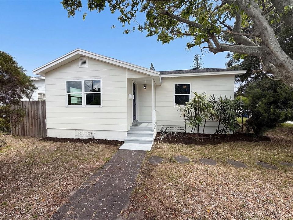 1st image of 2596 38TH AVENUE N