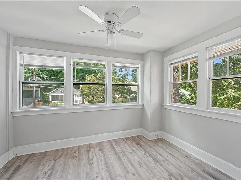 789 Barnett St NE #2 — Photo 4
