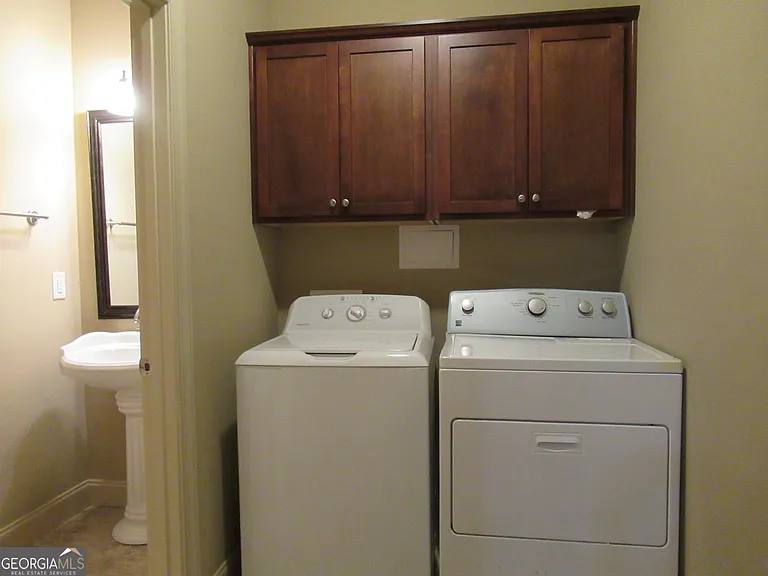 168 Village Dr — Photo 34