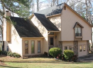 6820 Fairways Dr, Douglasville, GA 30134