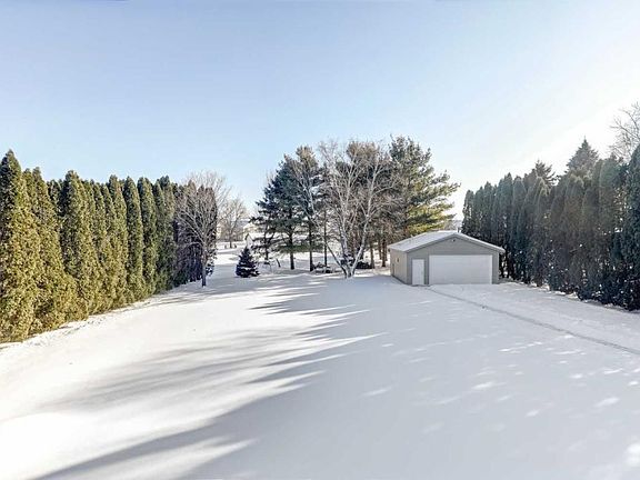 5th image of 711 Kirche Hill Dr