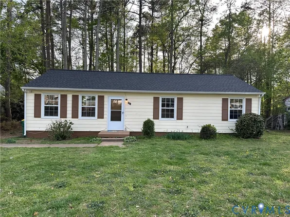 614 Cabin Creek Dr, Hopewell, VA 23860
