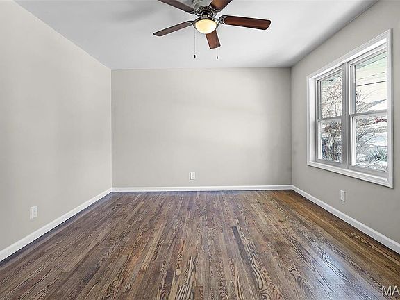 4th image of 3229 Suncrest Ave
