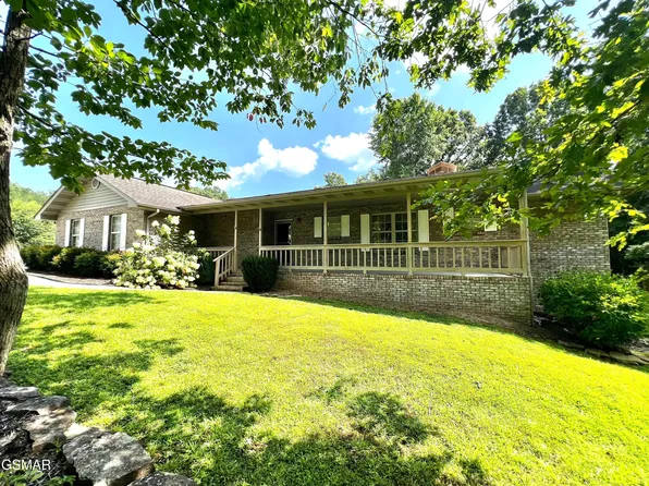 3661 Boxwood Ln, Sevierville, TN 37862