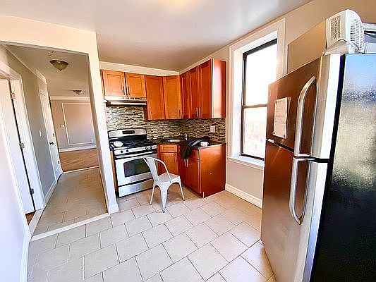3rd image of 54-06 Skillman Ave #2D